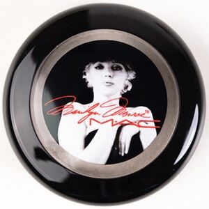 MAC Cosmetics Marilyn Monroe Eyeshadow in How To Marry - BNIB, LE & Discontinued